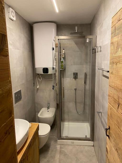 Incantevole Appartamento Stile Chalet Breuil Cervinia Екстериор снимка